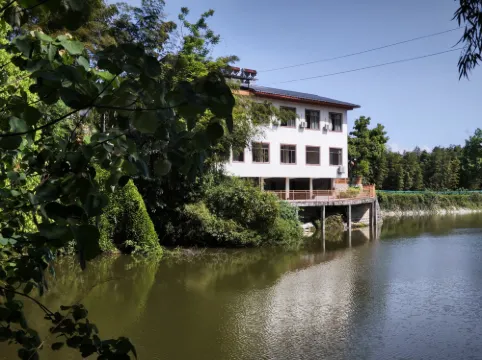 Bo Wang Mountain Longquan Lake resort