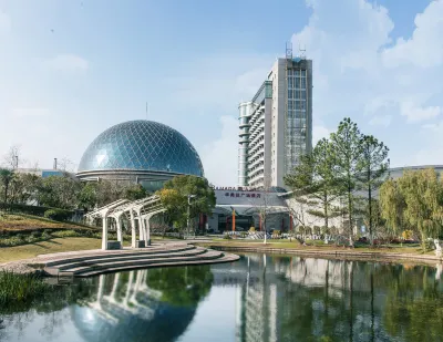 Ramada Plaza by Wyndham SinoBay Shanghai Các khách sạn gần East China University of Science and Technology Fengxian Campus Gymnasium