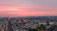Jifen Qingchen Hotel (Yongkang Jiuling West Road Baolong Plaza)