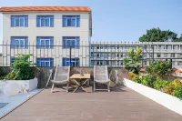 Qiyu Homestay - Balkoner