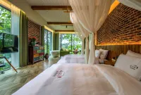 Guangyuan Zengjiashan Shiguang Zhuyin Forest Homestay - parking