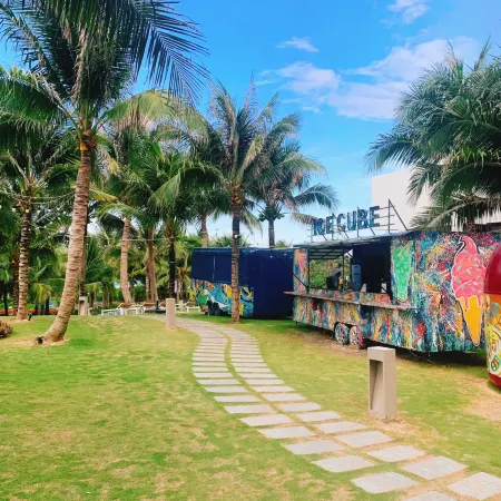 Sun SeaView Cam Ranh Resort