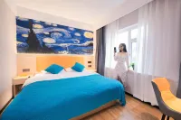 Orange Hotel Lanzhou West Railway Station Hotel di 