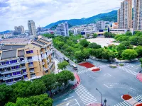 Daishan Zhenshang Hotel (Cultural Square Anlan Road Pedestrian Street Branch) - Mountain view