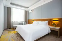 Grand Hotel Erguna Hotels near Labudalin Station