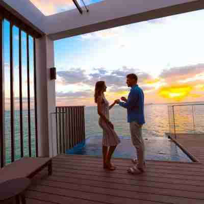 Bab Al Nojoum Hudayriyat Villas Rooms