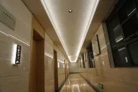 Dongfeng Boutique Hotel (Ningling Bus Station) Hotels in Ningling