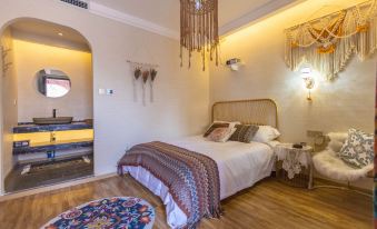 Gulja Guijing Homestay