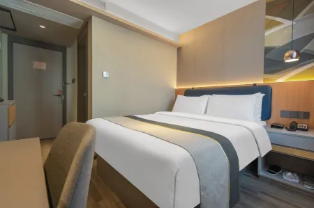 Homeinn Selected Hotel (Xiamen University Nanputuo Temple) Отели рядом с достопримечательностью «Xiamen University»