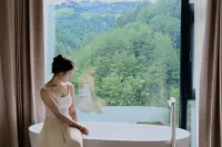 七封信·逅山非遺研學文化民宿（西江千戶苗寨觀景台店）