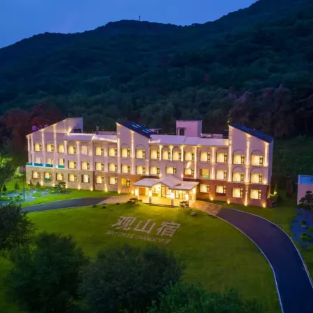 Guanshan Su Homestay (Northeast Asia Ski Resort Branch)