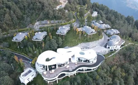 The Cloud GuanFang hotel zhiziluo Отели в г. Фугун