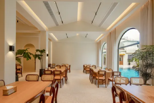 Yishe Savannai CAHWAM Beach Pool Homestay (OMG Heartbeat Paradise Store)