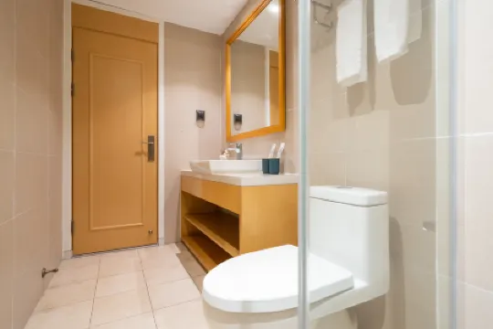 Bay as beautiful as hometown (Sanya Longwan Station Store) Отели рядом с достопримечательностью «Baodao Luobei Aquarium»