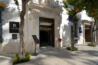 Suites Murillo Plaza Sta. Cruz