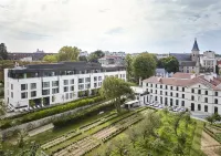 Domaine Reine Margot Paris Issy MGallery Collection