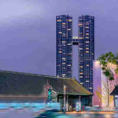 Ninth Realm Designer Suites& Residences Hotel Exterior