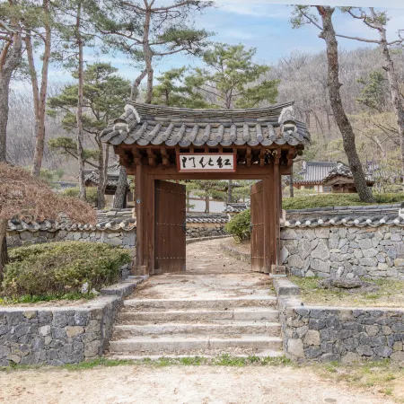 Chosun Royal Family Hotel