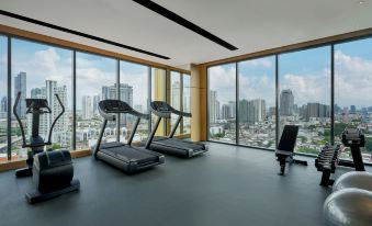 Hilton Garden Inn Bangkok Riverside