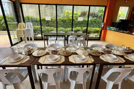 Hidden Valley Beach Resort