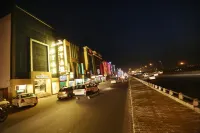 Hotel Luxe Stay - IGI Airport Delhi فنادق في 