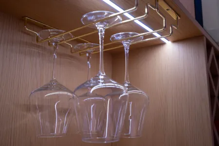 Shilin Yihai Health and Wellness Center