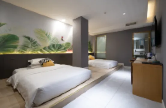 Yilong Yunshang Time Light Luxury Homestay