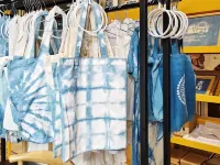 Jianju Tie-dye Homestay (Zhaoxing Dong Village)