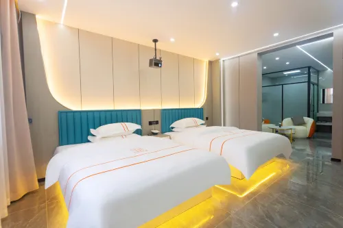 Qujing Yishanggong Hotel