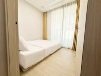 The november Stay Guri Station Hotels in Guri-si