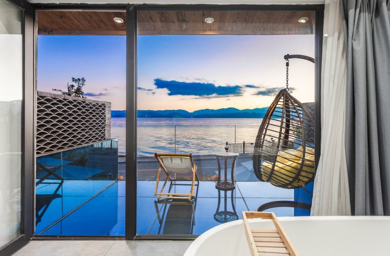 Dali Spirited Away Panoramic Sea View Guesthouse (Erhai Ecological Corridor San Sheng Island Branch)