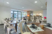 Appart'City Confort Pau Centre - breakfast