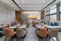 Burton Livable Hotel