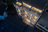 Shanshuge · Natural Art Boutique Hotel (Huangling Scenic Area Branch）