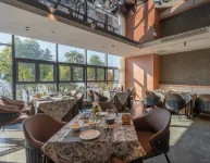 Hezhong Guanjing Hotel - balcony