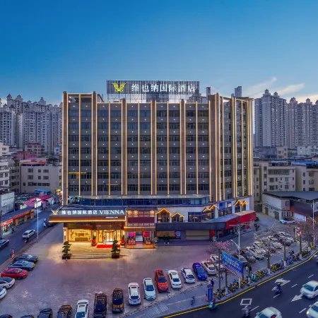 Vienna International Hotel Shaoguan Mine Park Moore City Branch