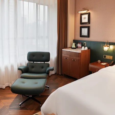 James Joyce Coffetel (Qingyuan Avenue Qingcheng Light Rail Station Store) Отели рядом с достопримечательностью «Qingyuan Museum»