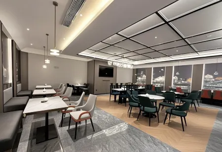 Tuke Hotel (Shijiazhuang Sports North Avenue Poly Plaza Branch) Отели в г. Шицзячжуан