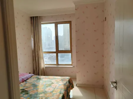 Xingcheng Jingxuan Shuiyue apartment Отели рядом с достопримечательностью «Three Reef Range Rover»