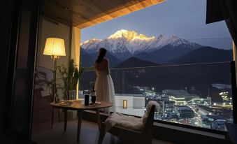 Woya Xixia courtyard