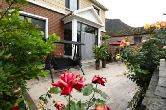 Floral Hotel·Jingshui Shanju hotel (Yesanpo Bailixia Scenic Area)