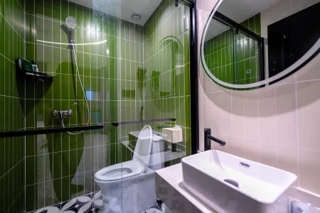 Xianfeng Hotel (Langzhong Ancient City)