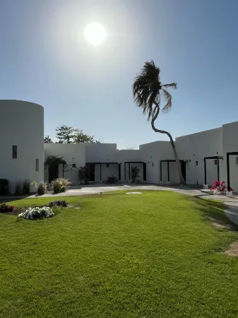 Al Sawadi Beach resort and spa Отели в г. Мусанаа