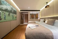 Jiayang Group, Wohong Village, Yuyao, Zhejiang, China, 450 meters north of Maohuping