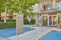 Appart Hotel Odalys City Aix en Provence le Clos de la Chartreuse Hotels near Carrieres de Bibemus