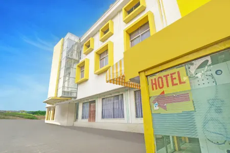 Collection O Tanah Abang Near Stasiun Tanah Abang  Formerly Hotel Bimo Slipi Отели рядом со станцией Поездная станция Гамбир