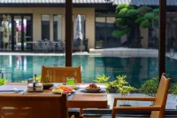 Jianshui Yanqi Lake Hotel