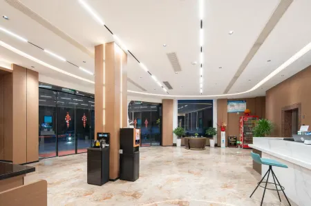 Yunding Hotel (Hanzhong Yang County Government Administrative Service Center)