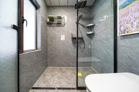 Xihe Aesthetic themed Homestay (Hemu Scenic Area branch) Отели рядом с достопримечательностью «Hemu Scenic Area»