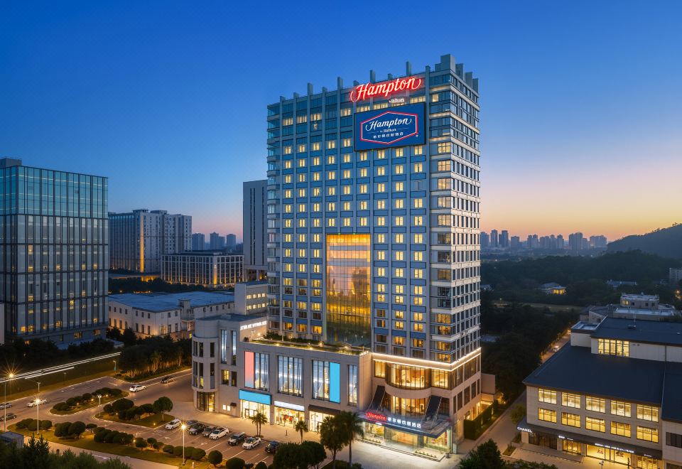 햄튼 바이 힐튼 선전 광밍 이미지